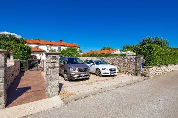 4-Bedroom House with Pool in Kras, Croatia