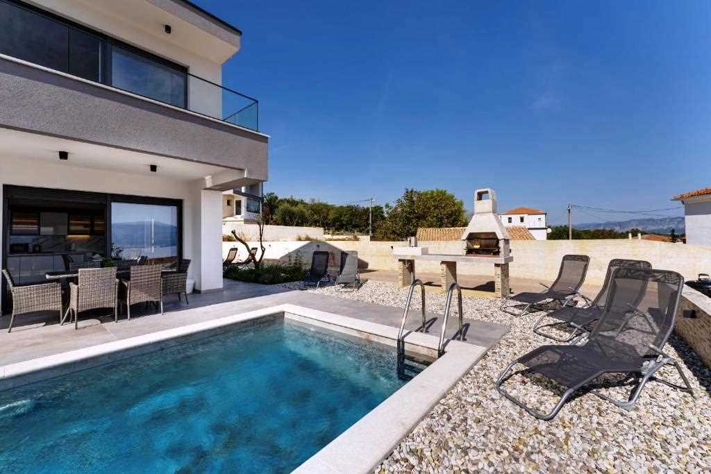 Holiday house ROSEMARY with pool and panoramic seaview