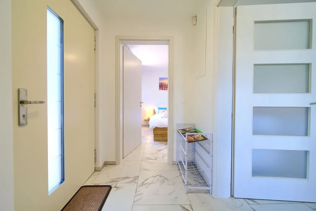 House with Massage Pool & Sauna in Malinska