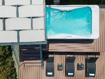 House with Massage Pool & Sauna in Malinska