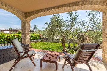 3-Bedroom House in Sabljici for Up to 8 Guests