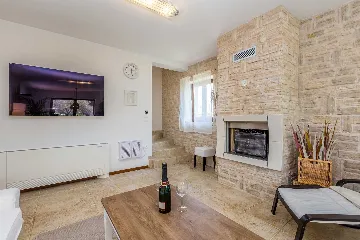 3-Bedroom House in Sabljici for Up to 8 Guests