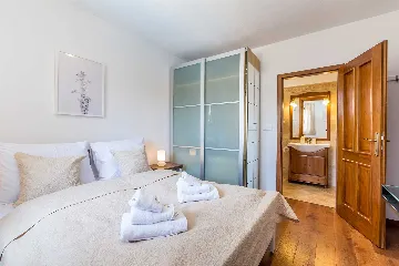 3-Bedroom House in Sabljici for Up to 8 Guests