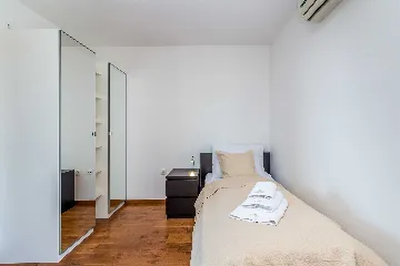 3-Bedroom House in Sabljici for Up to 8 Guests