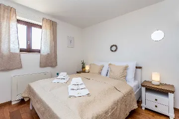 3-Bedroom House in Sabljici for Up to 8 Guests