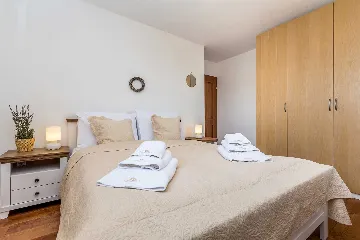 3-Bedroom House in Sabljici for Up to 8 Guests