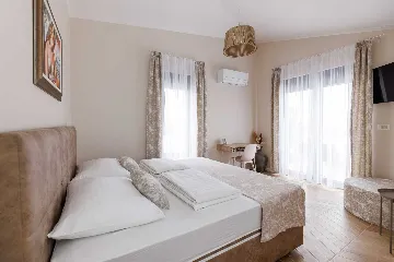 Villa in Malinska with Heated Pool and Sauna