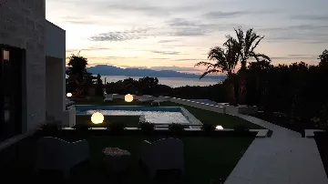 Villa in Malinska with Heated Pool and Sauna