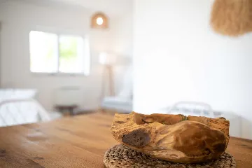 4-Bedroom House with Private Pool in Malinska