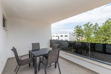 Villa with Private Pool for 6-8 in Malinska