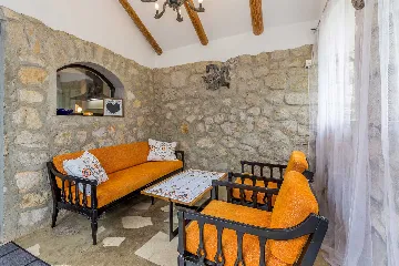 3-Bedroom House with Private Pool in Omišalj