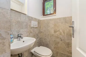 3-Bedroom House with Private Pool in Omišalj