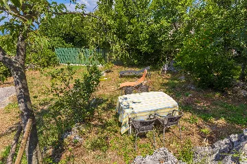 3-Bedroom House with Private Pool in Omišalj