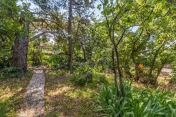 3-Bedroom House with Private Pool in Omišalj