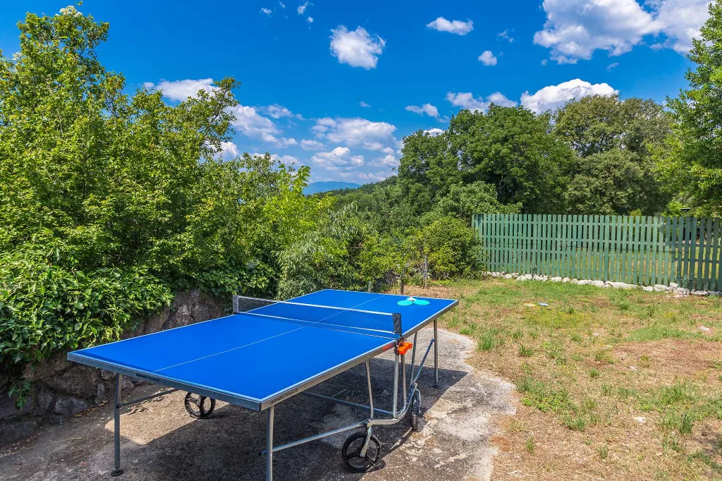 3-Bedroom House with Private Pool in Omišalj