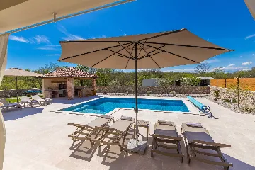4-Bedroom Villa with Heated Pool in Krk