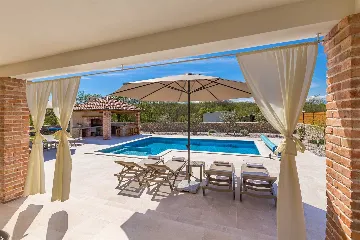 4-Bedroom Villa with Heated Pool in Krk