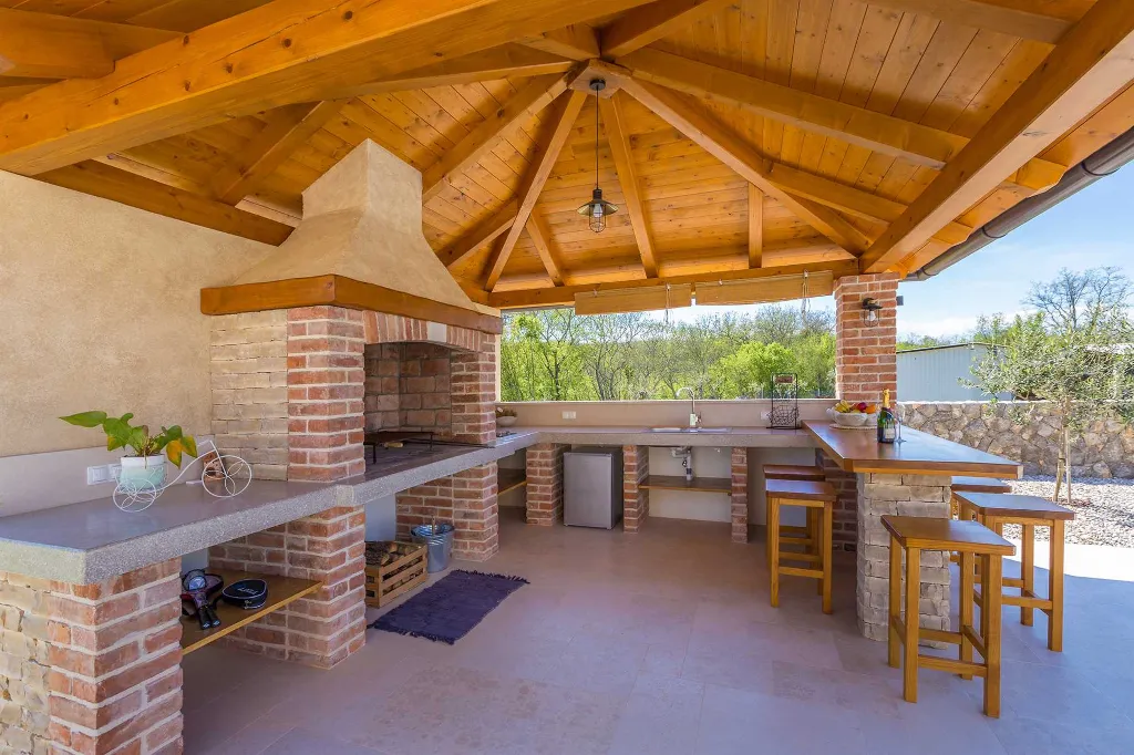 4-Bedroom Villa with Heated Pool in Krk