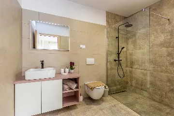 4-Bedroom Villa with Heated Pool in Krk