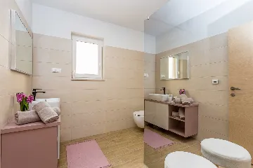 4-Bedroom Villa with Heated Pool in Krk