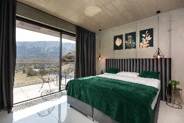 4-Bedroom Villa in Baška with Sauna & Jacuzzi