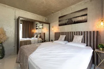 4-Bedroom Villa in Baška with Sauna & Jacuzzi