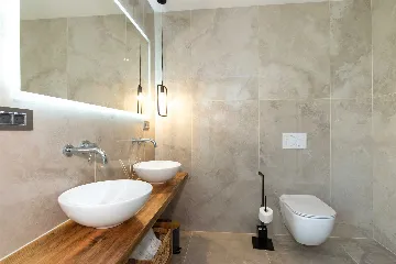 4-Bedroom Villa in Baška with Sauna & Jacuzzi