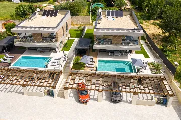 4-Bedroom Villa in Baška with Sauna & Jacuzzi