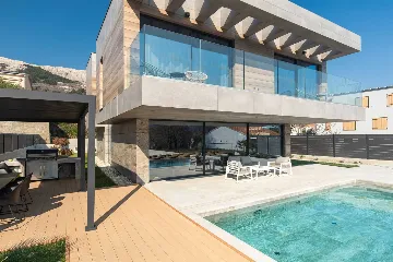 4-Bedroom Villa with Sauna & Jacuzzi in Baška
