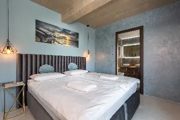 4-Bedroom Villa with Sauna & Jacuzzi in Baška