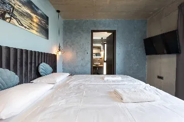 4-Bedroom Villa with Sauna & Jacuzzi in Baška