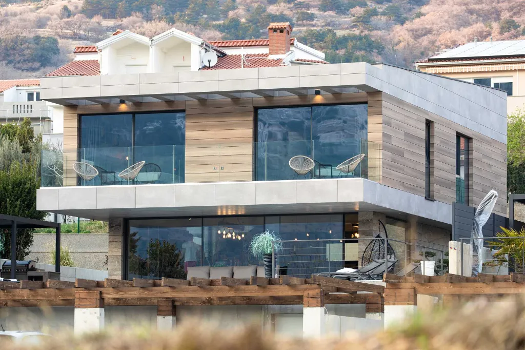 4-Bedroom Villa with Sauna & Jacuzzi in Baška
