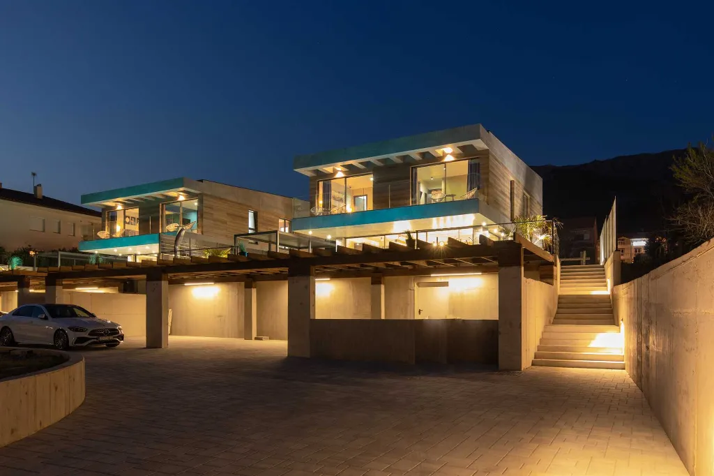 4-Bedroom Villa with Sauna & Jacuzzi in Baška