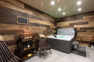 4-Bedroom Villa with Sauna & Jacuzzi in Baška