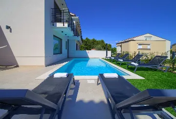 Krk 3-Bedroom House with Private Pool