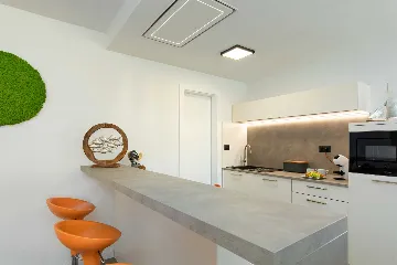 Krk 3-Bedroom Apartment with Jacuzzi and Terraces