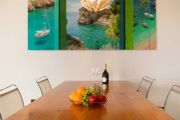 Krk 3-Bedroom Apartment with Jacuzzi and Terraces