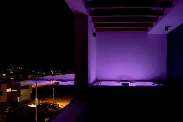 Krk 3-Bedroom Apartment with Jacuzzi and Terraces