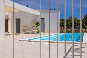 Modern Villa in Linardići with Private Pool