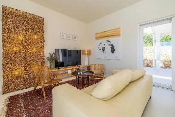 Modern Villa in Linardići with Private Pool