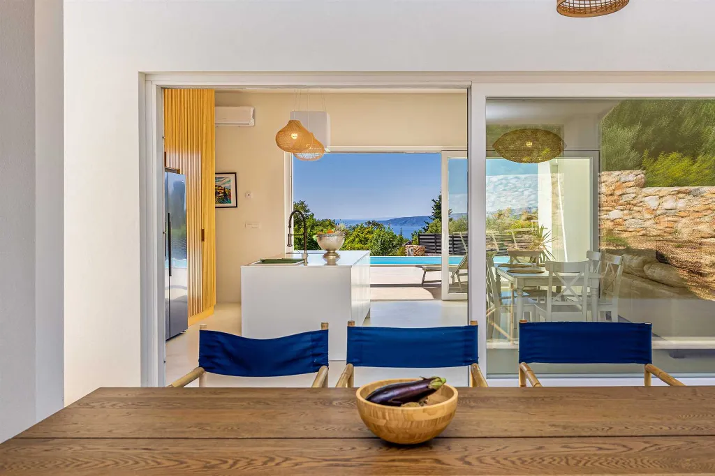 Modern Villa in Linardići with Private Pool