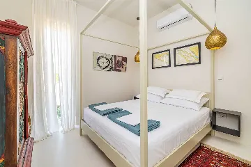 Modern Villa in Linardići with Private Pool