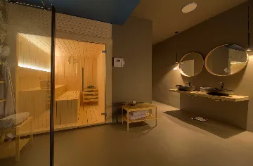 Vrh Luxury Villa for 12 with Heated Pool & Sauna