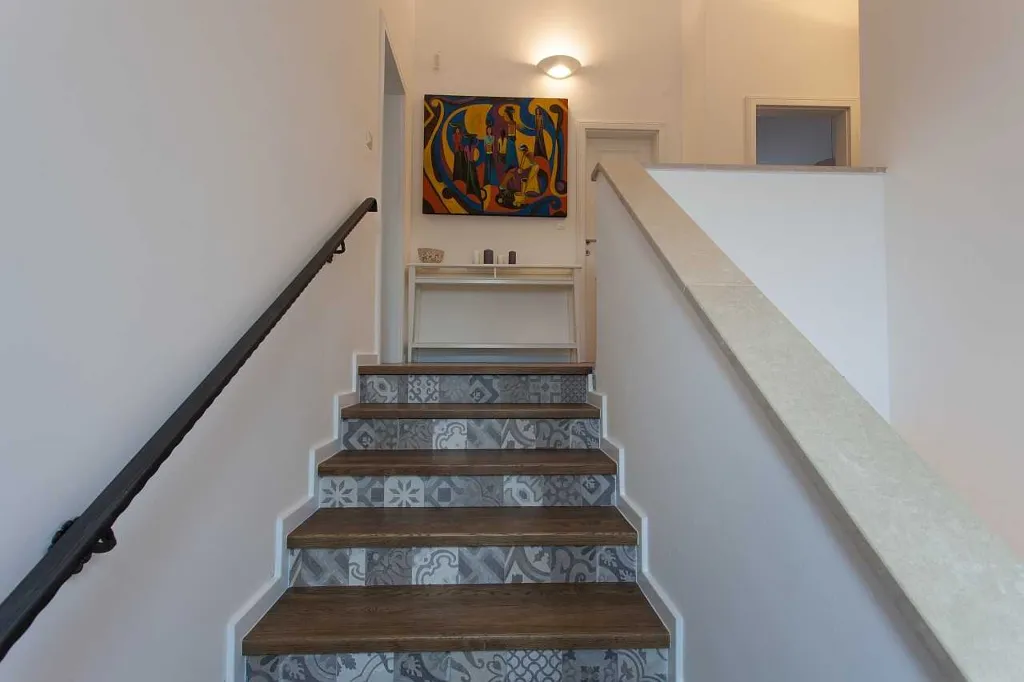 Villa in Kras with Private Pool for 11 Guests