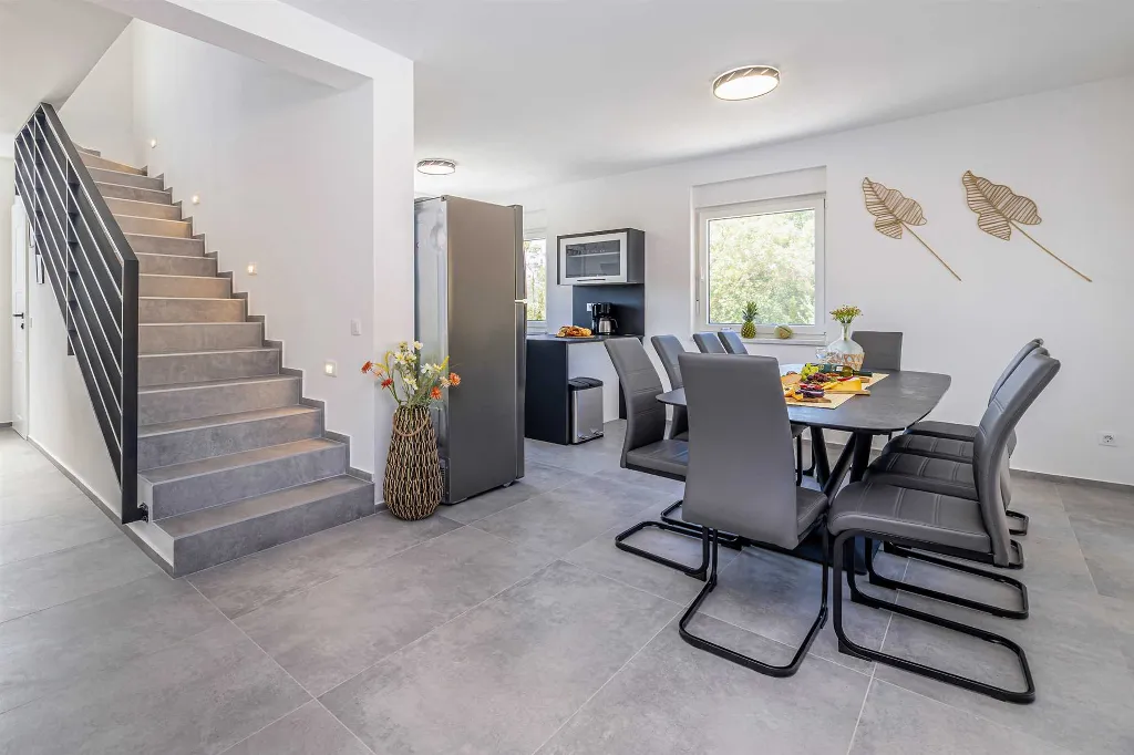 4-Bedroom Villa with Private Pool in Žgaljići