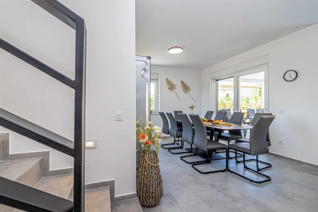 4-Bedroom Villa with Private Pool in Žgaljići