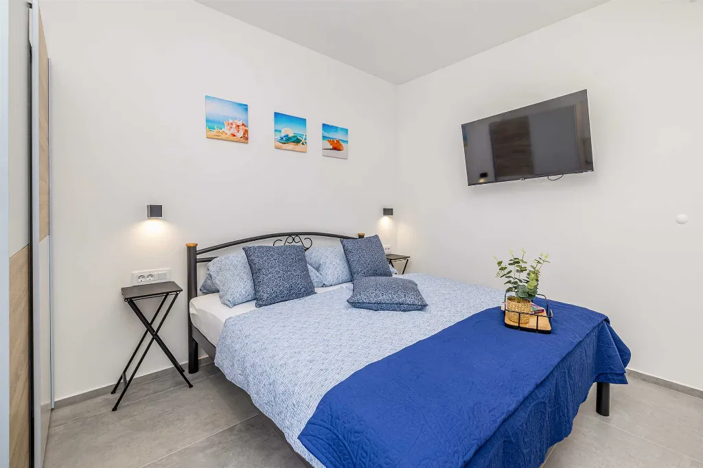 4-Bedroom Villa with Private Pool in Žgaljići