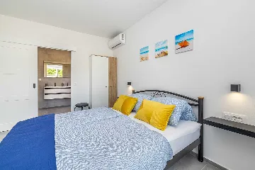 4-Bedroom Villa with Private Pool in Žgaljići