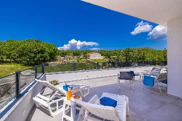 4-Bedroom Villa with Private Pool in Žgaljići