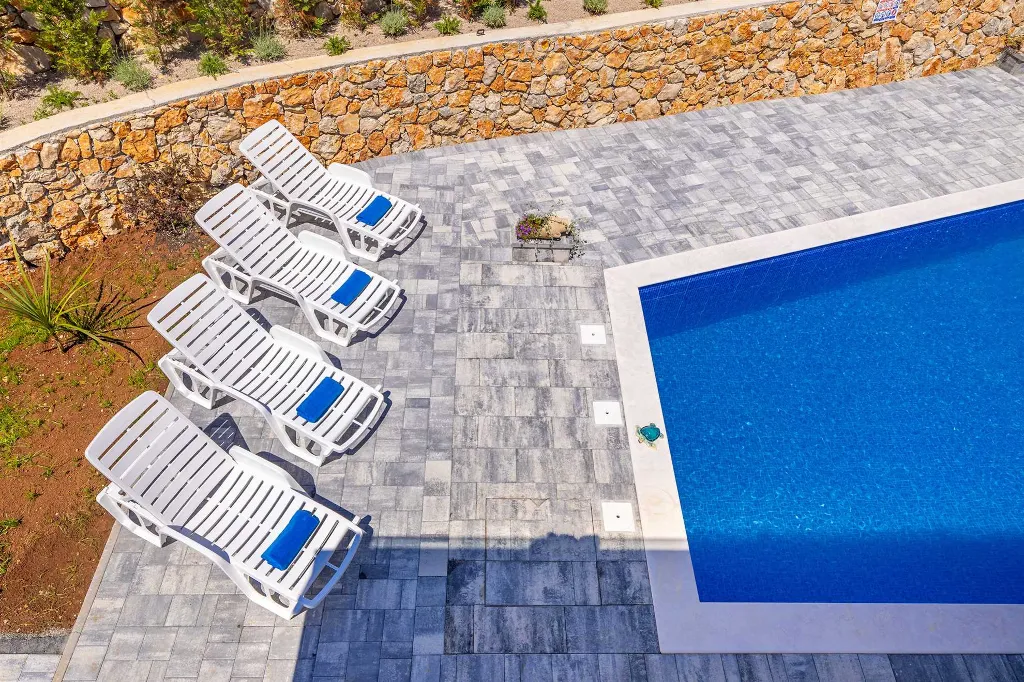 4-Bedroom Villa with Private Pool in Žgaljići